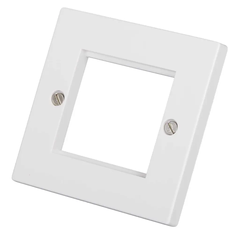 Knightsbridge 2G White Modular Faceplate